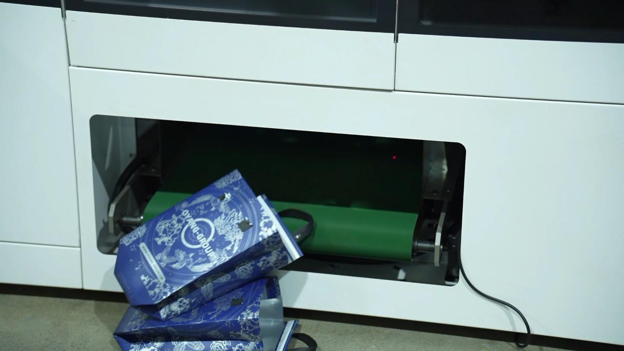 8 Auto defect rejection system 8 Автоматическая система отклонения дефектов